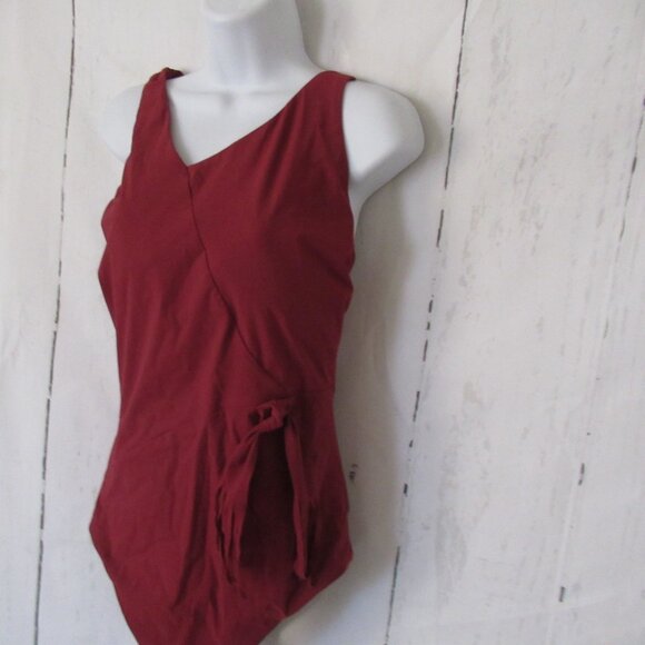 New $170 Amoressa Swimsuit 14 Paprika Sashay One Piece Shaping Miraclebrand - Picture 4 of 10